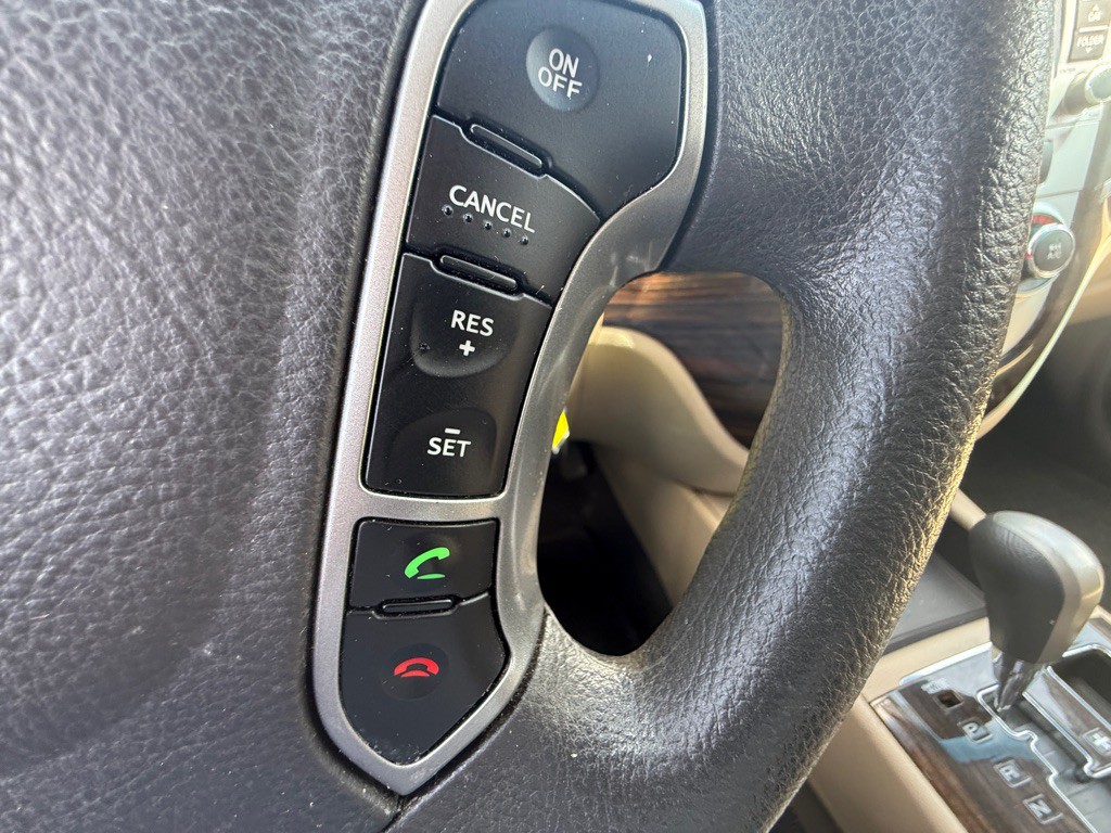 2012 Hyundai Santa Fe Image 17