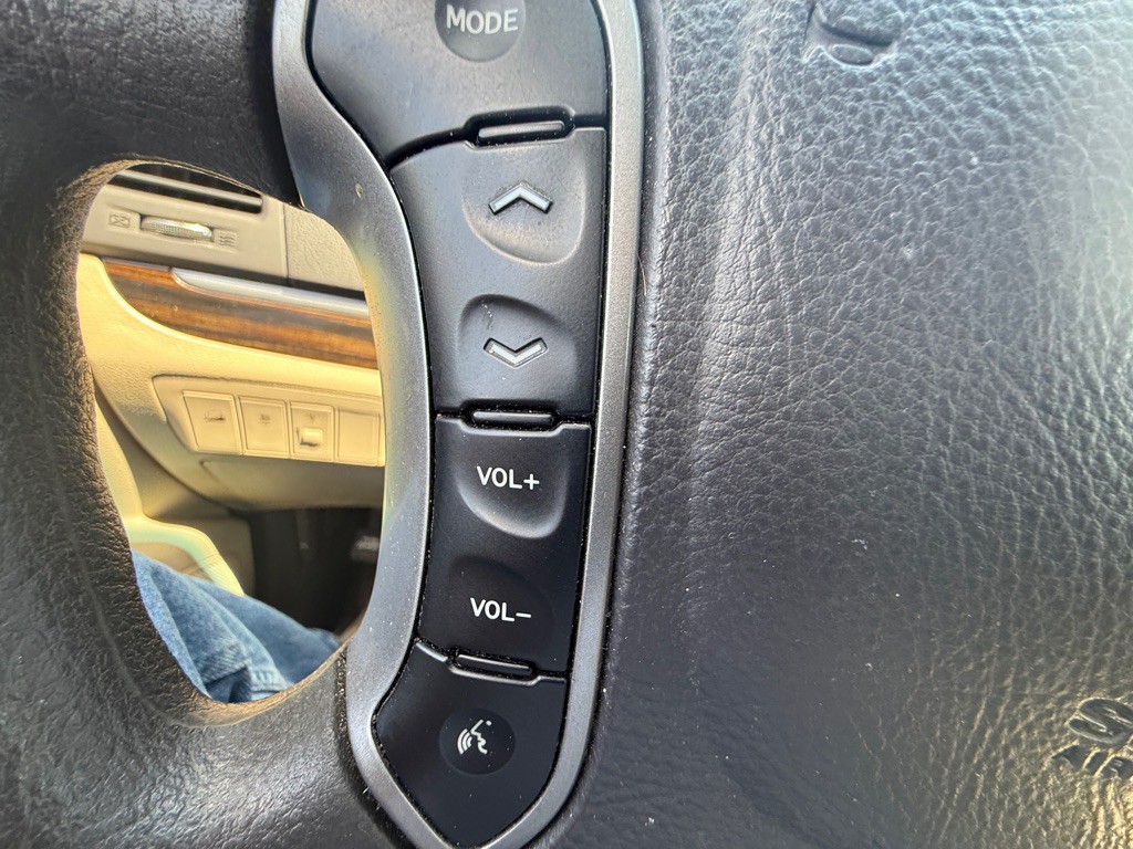 2012 Hyundai Santa Fe Image 18