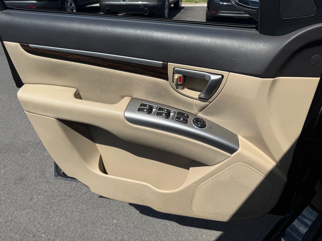 2012 Hyundai Santa Fe Image 19