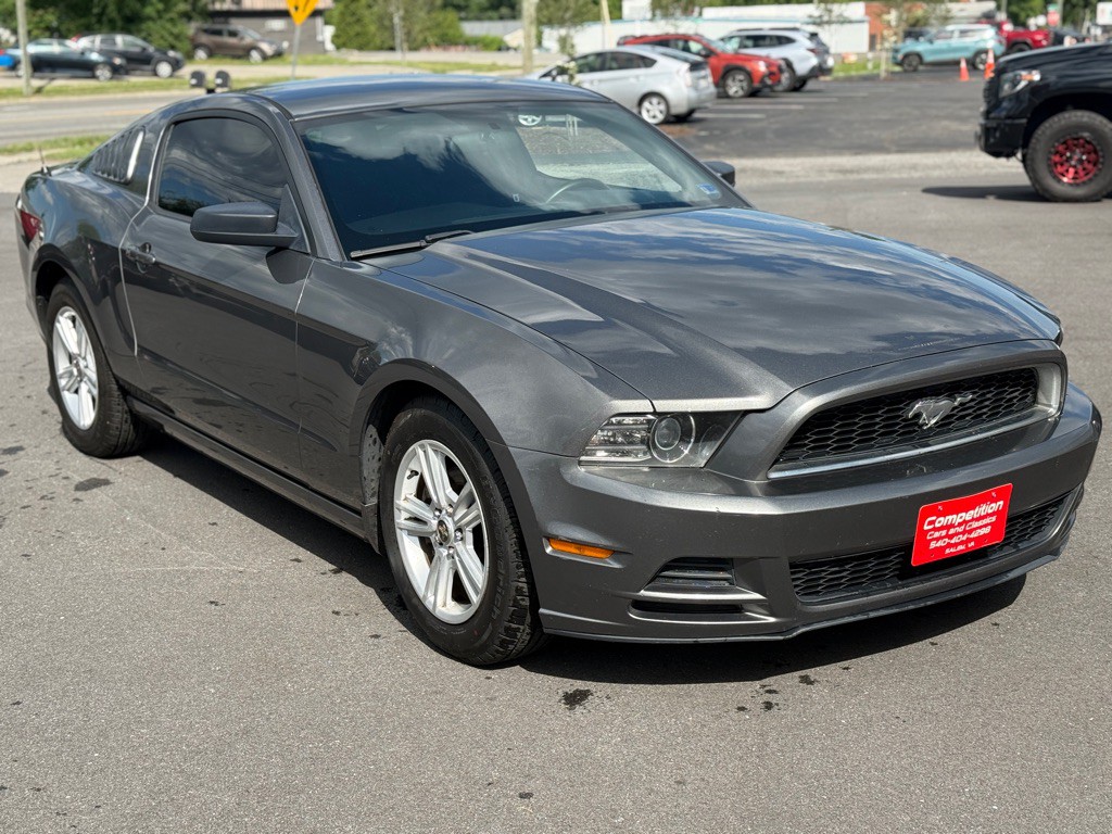 2013 Ford Mustang Image 3