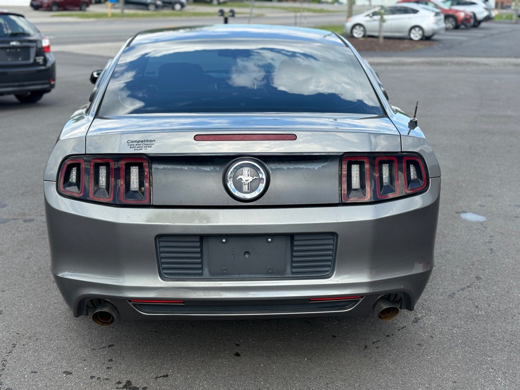 2013 Ford Mustang Image 6