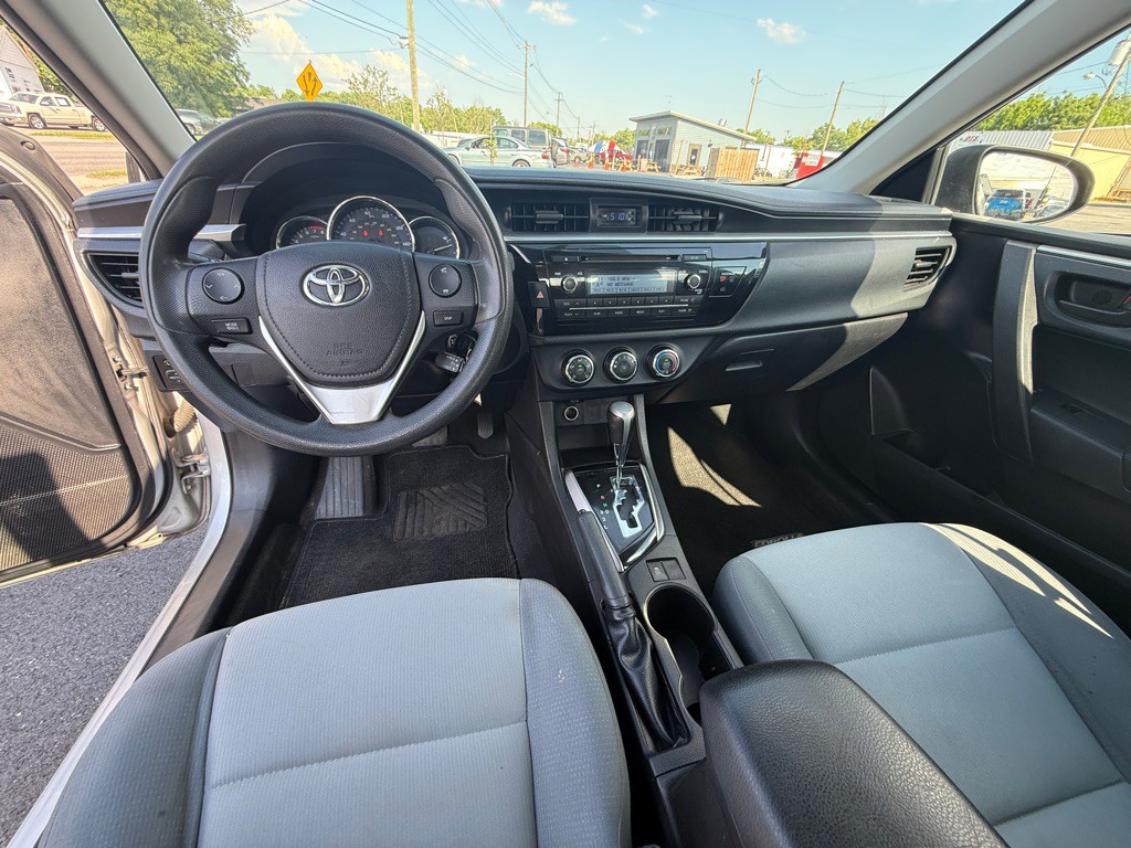 2014 Toyota Corolla Image 10
