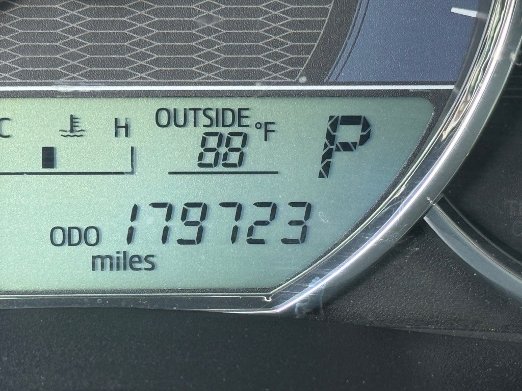 2014 Toyota Corolla Image 12