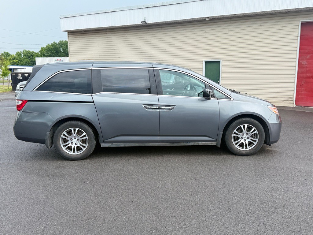 2012 Honda Odyssey Image 4