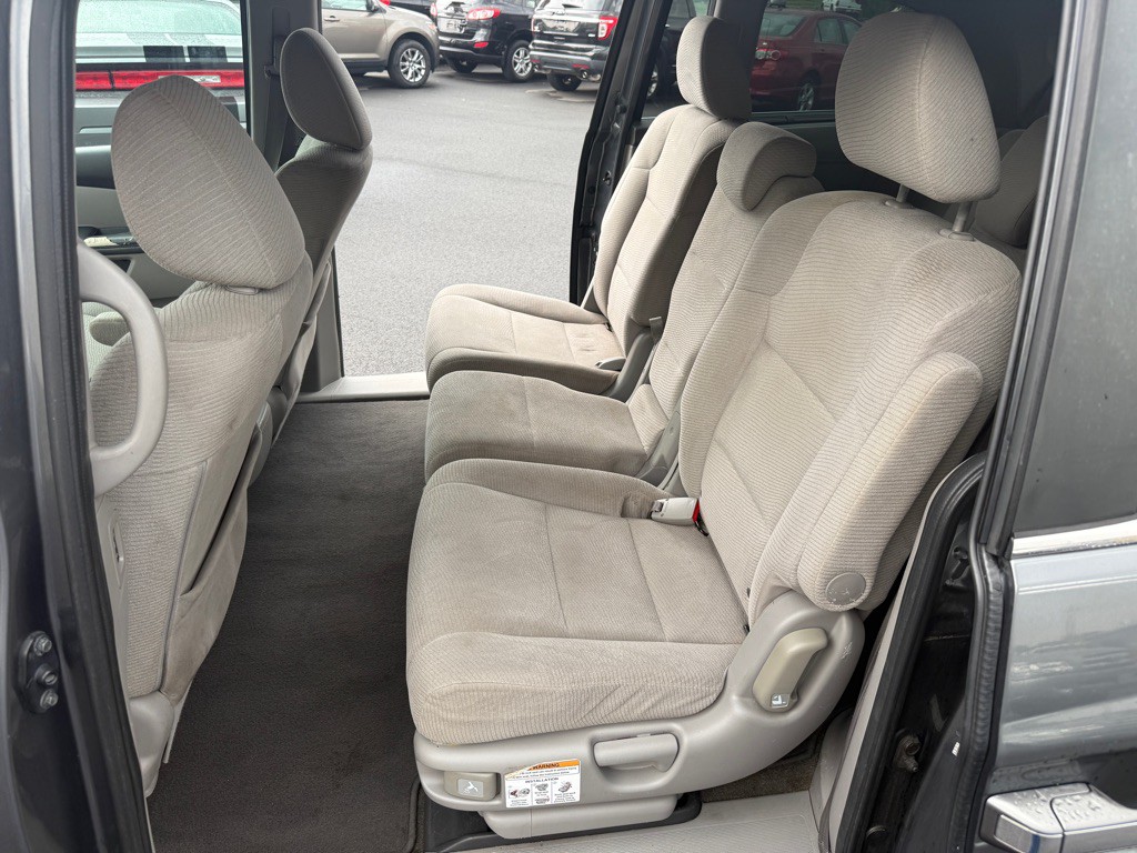 2012 Honda Odyssey Image 9
