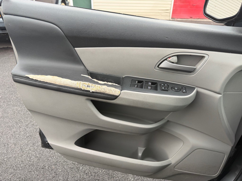 2012 Honda Odyssey Image 23