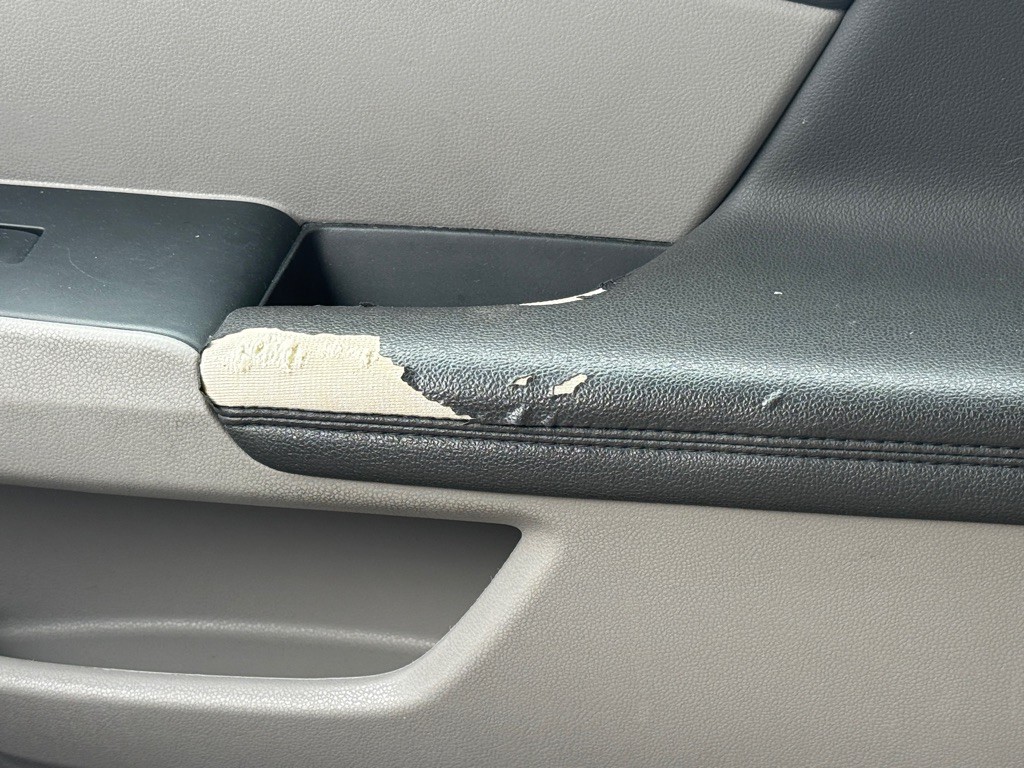 2012 Honda Odyssey Image 25