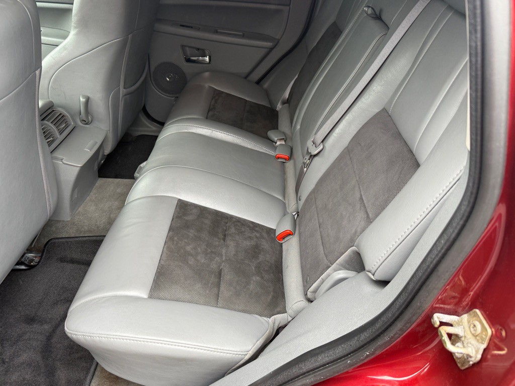 2007 Jeep Grand Cherokee Image 11