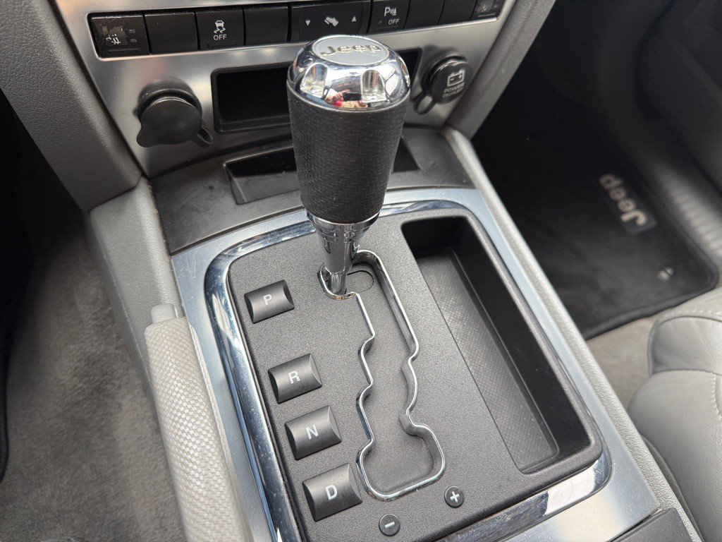 2007 Jeep Grand Cherokee Image 20