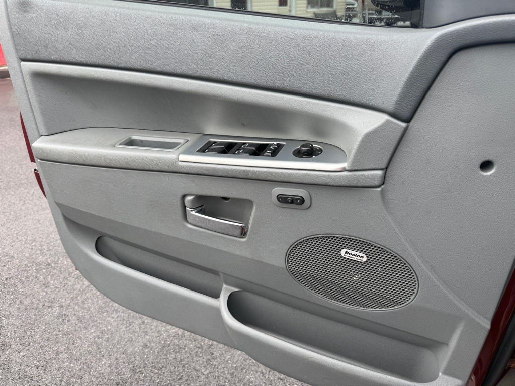 2007 Jeep Grand Cherokee Image 25