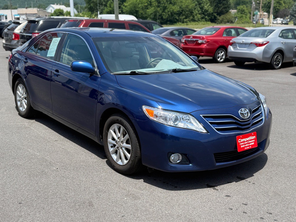 2011 Toyota Camry Image 3