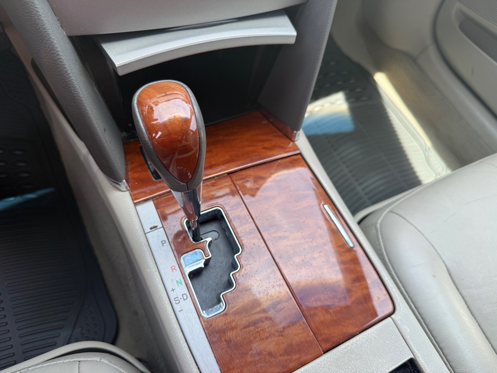 2011 Toyota Camry Image 15