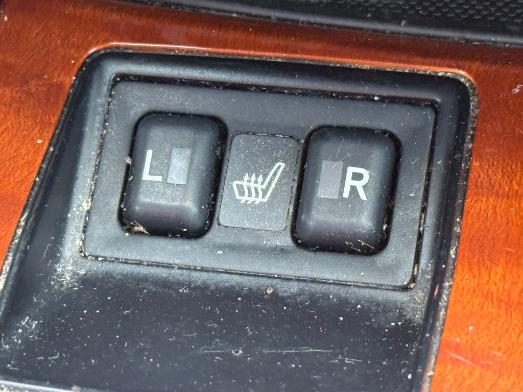 2011 Toyota Camry Image 22