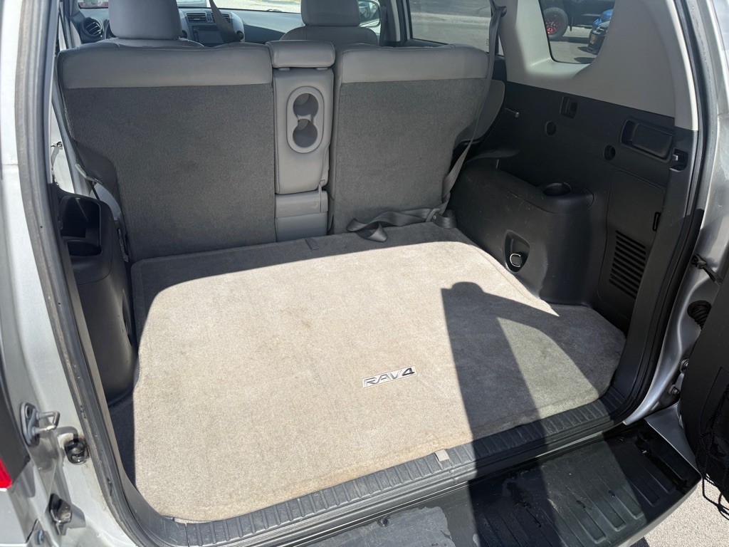 2012 Toyota Rav4 Image 10