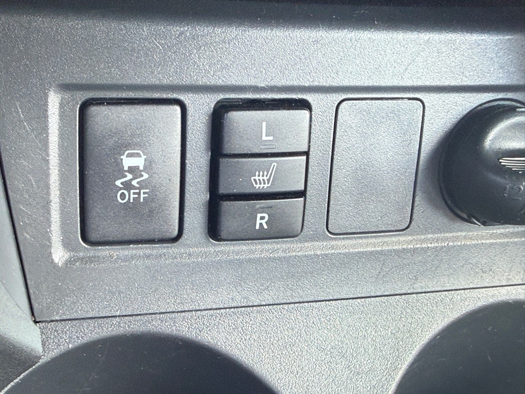 2012 Toyota Rav4 Image 17