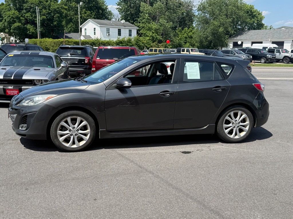 2010 Mazda Mazda3 Image 2