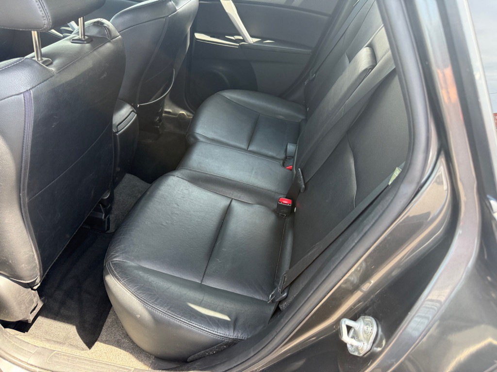 2010 Mazda Mazda3 Image 9