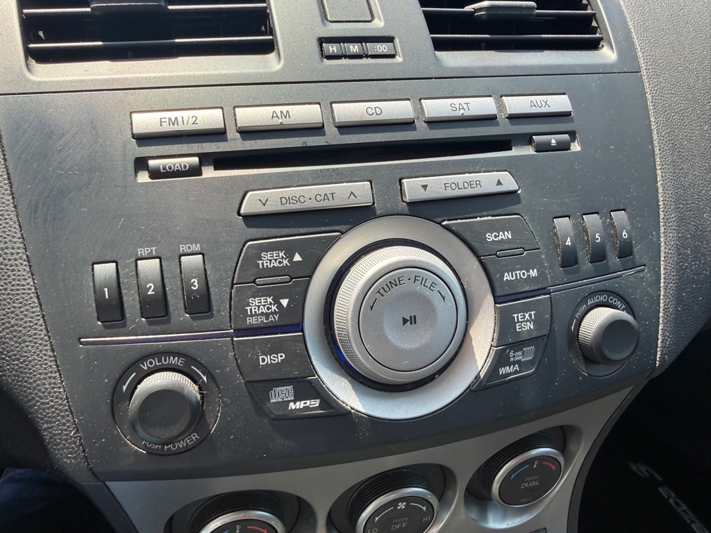 2010 Mazda Mazda3 Image 13