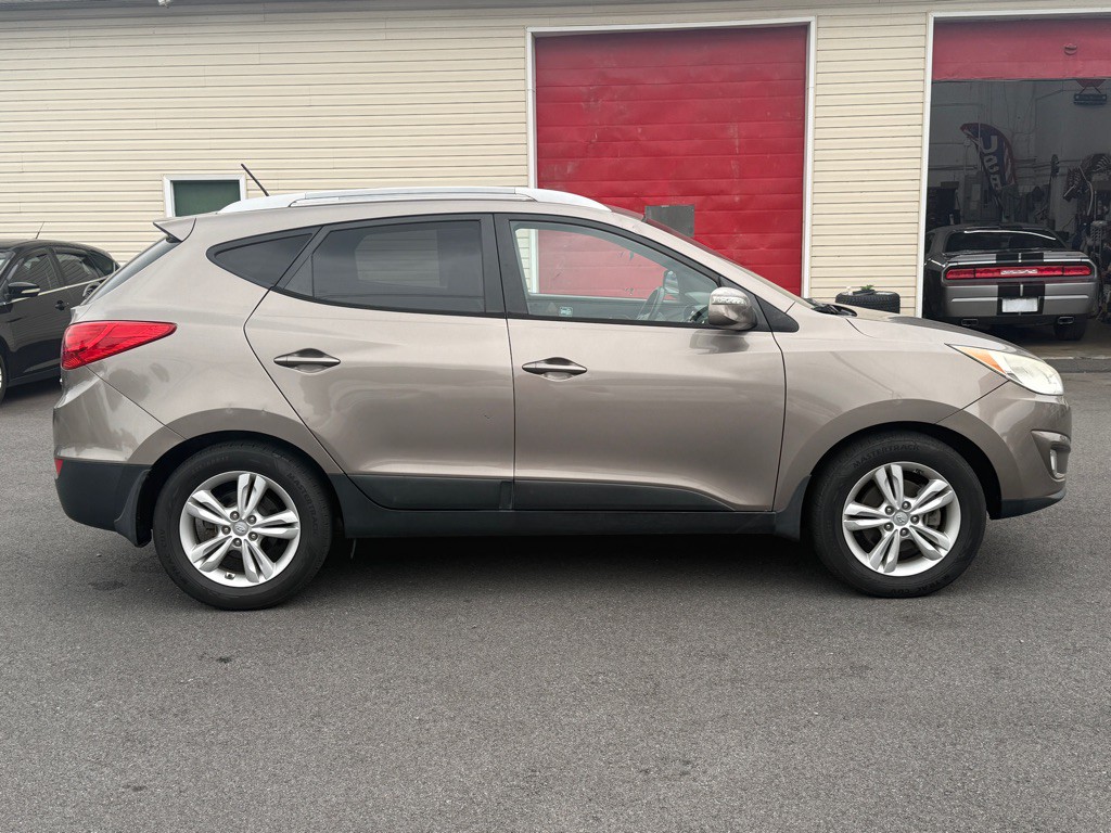 2013 Hyundai Tucson Image 4