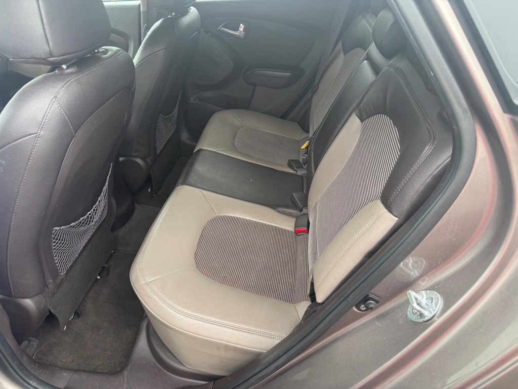 2013 Hyundai Tucson Image 9