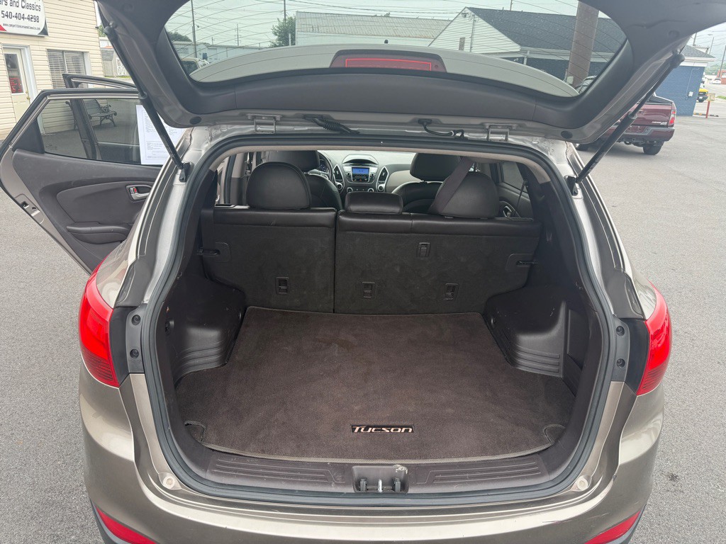 2013 Hyundai Tucson Image 10