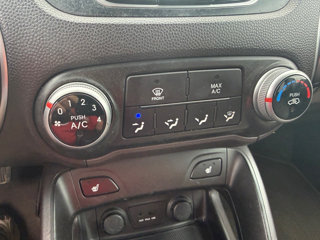 2013 Hyundai Tucson Image 15