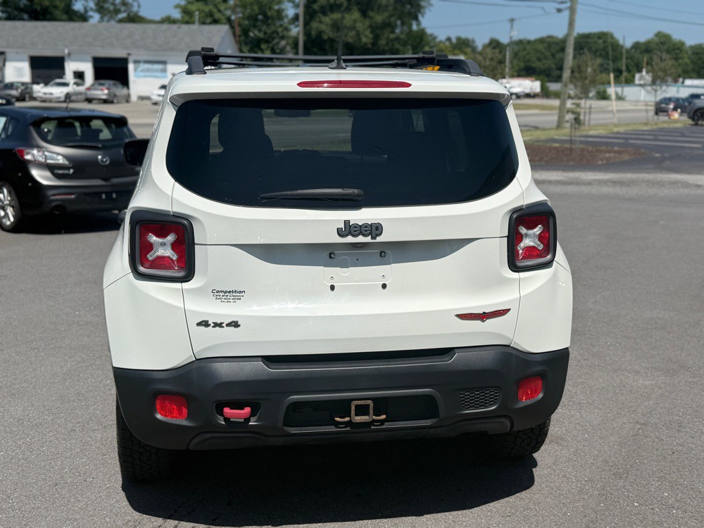 2016 Jeep Renegade Image 6