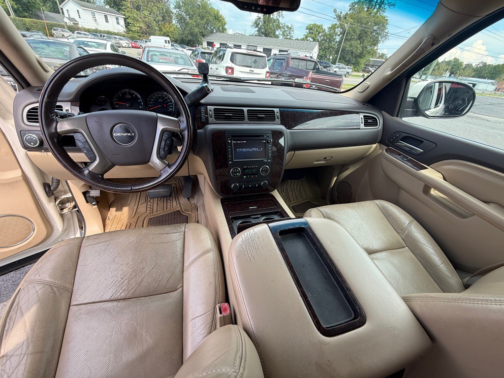 2013 GMC Yukon Image 11