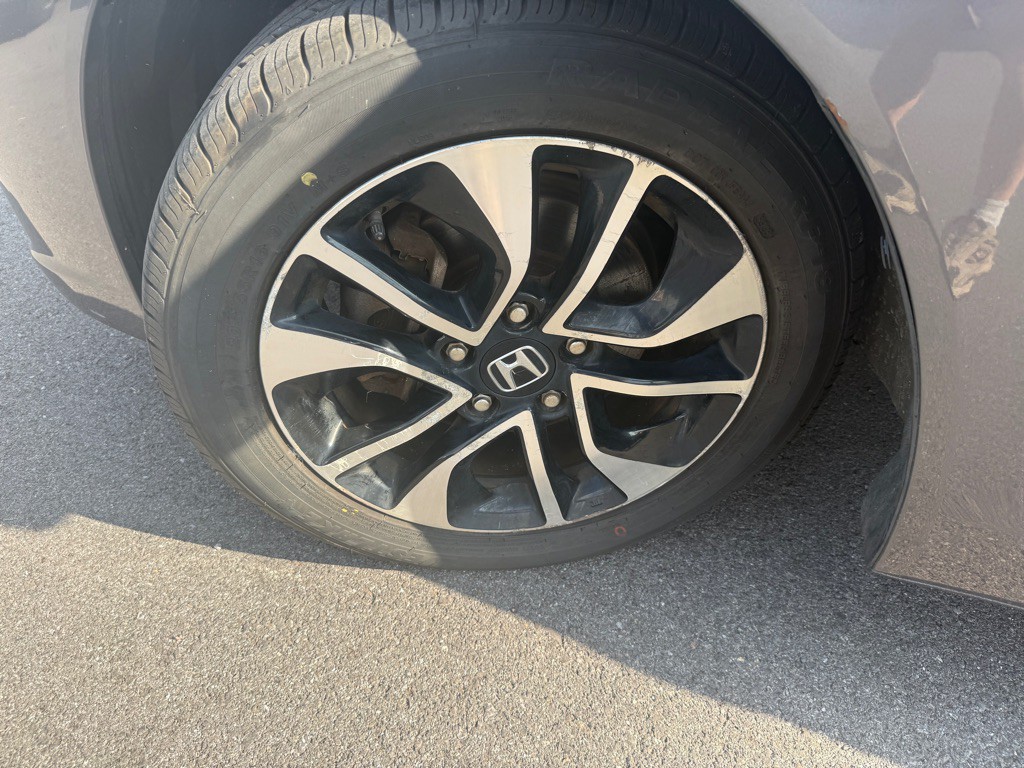 2015 Honda Civic Image 25