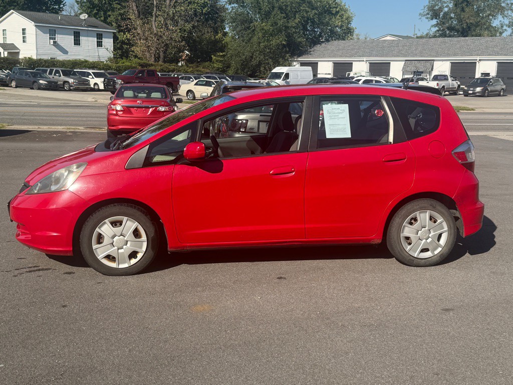2013 Honda Fit Image 2