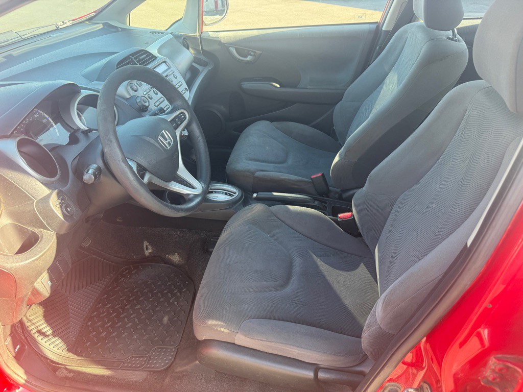 2013 Honda Fit Image 8