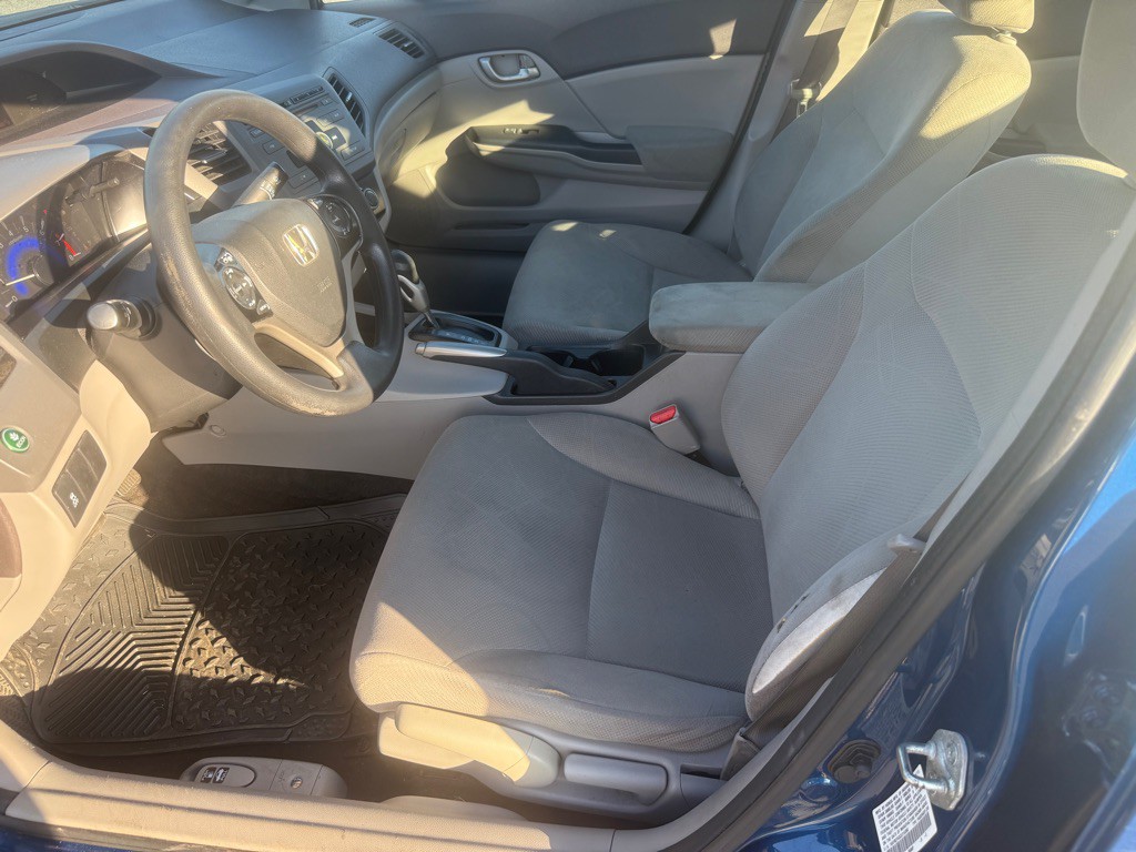 2012 Honda Civic Image 8
