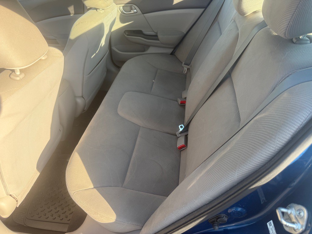 2012 Honda Civic Image 9