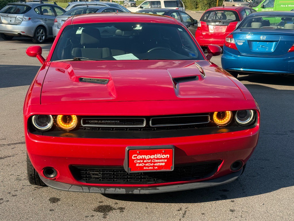 2016 Dodge Challenger Image 5