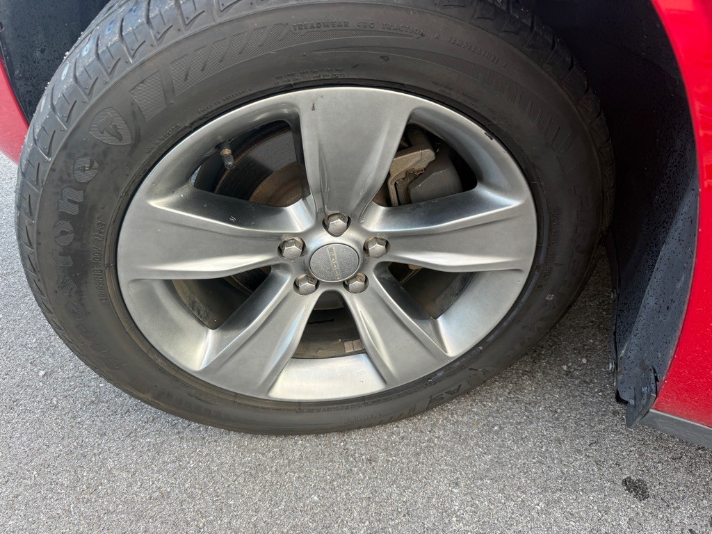 2016 Dodge Challenger Image 22