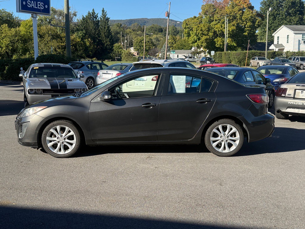 2010 Mazda Mazda3 Image 2