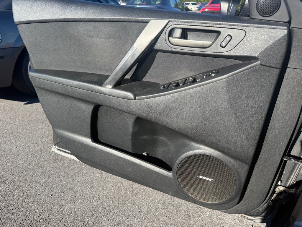 2010 Mazda Mazda3 Image 23