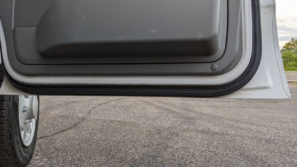 2008 Ford E-150 Image 22