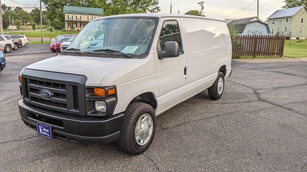 2008 Ford E-150 Image 1