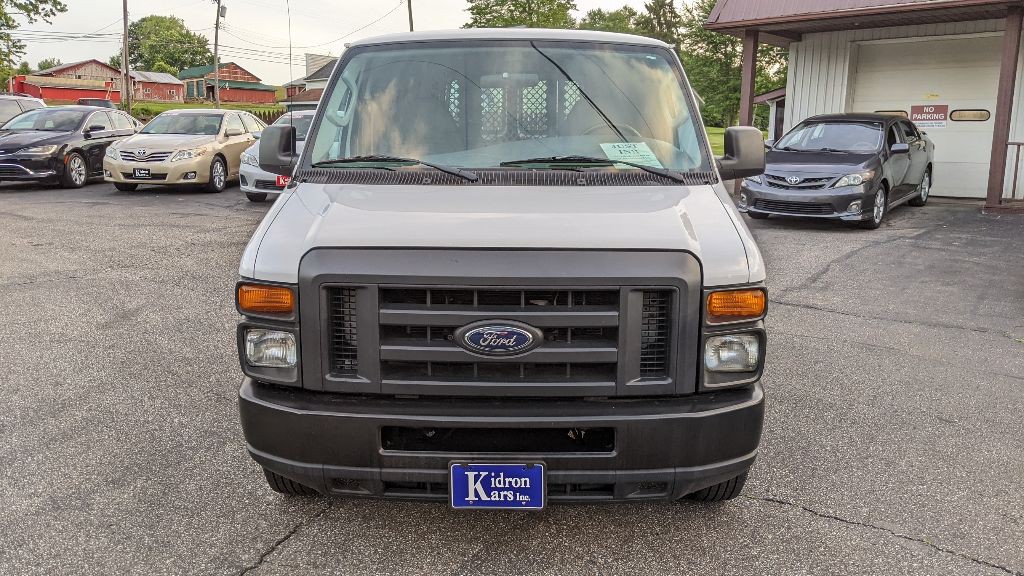 2008 Ford E-150 Image 2