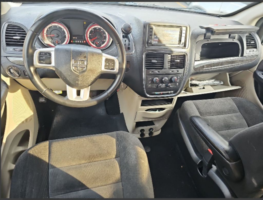 2017 Dodge Ram Van Image 3