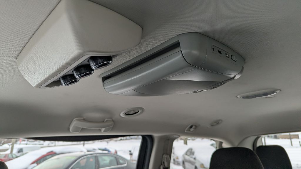 2017 Dodge Ram Van Image 14