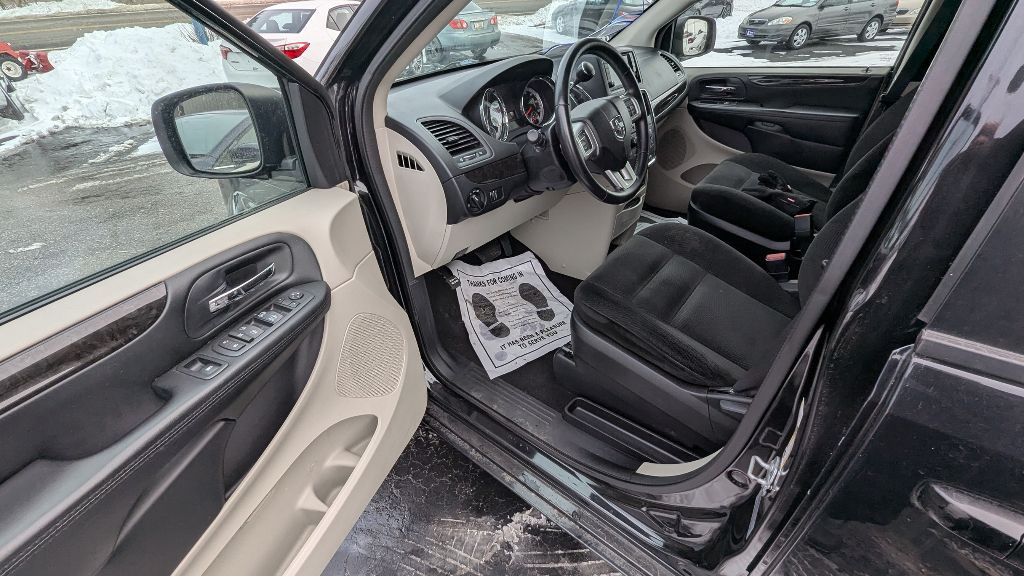 2017 Dodge Ram Van Image 15