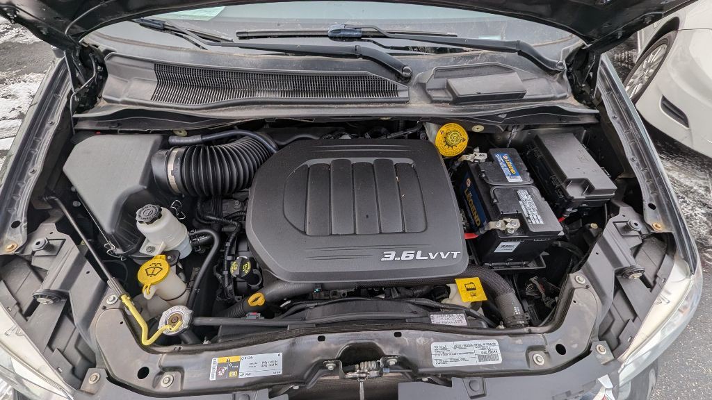 2017 Dodge Ram Van Image 29