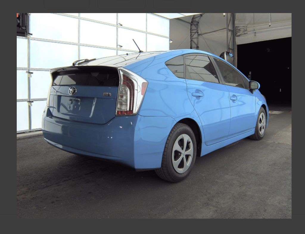 2014 Toyota Prius Image 8