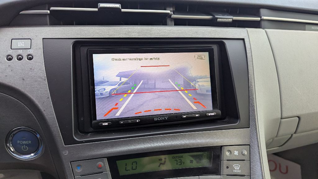 2014 Toyota Prius Image 15