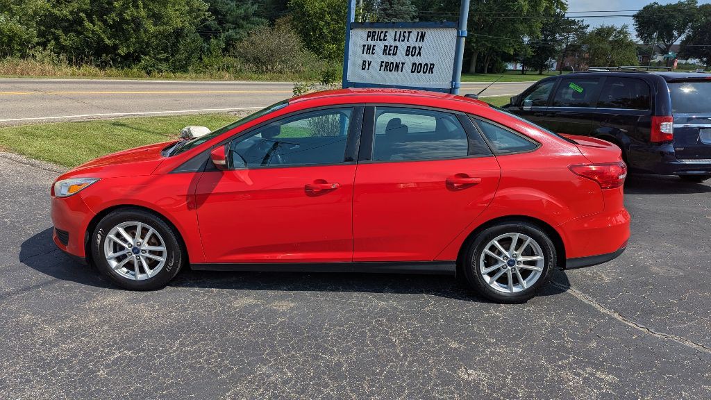 2016 Ford Focus Image 8