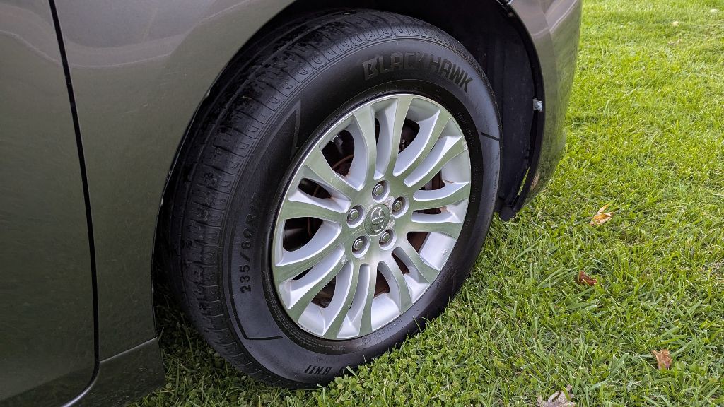 2013 Toyota Sienna Image 27