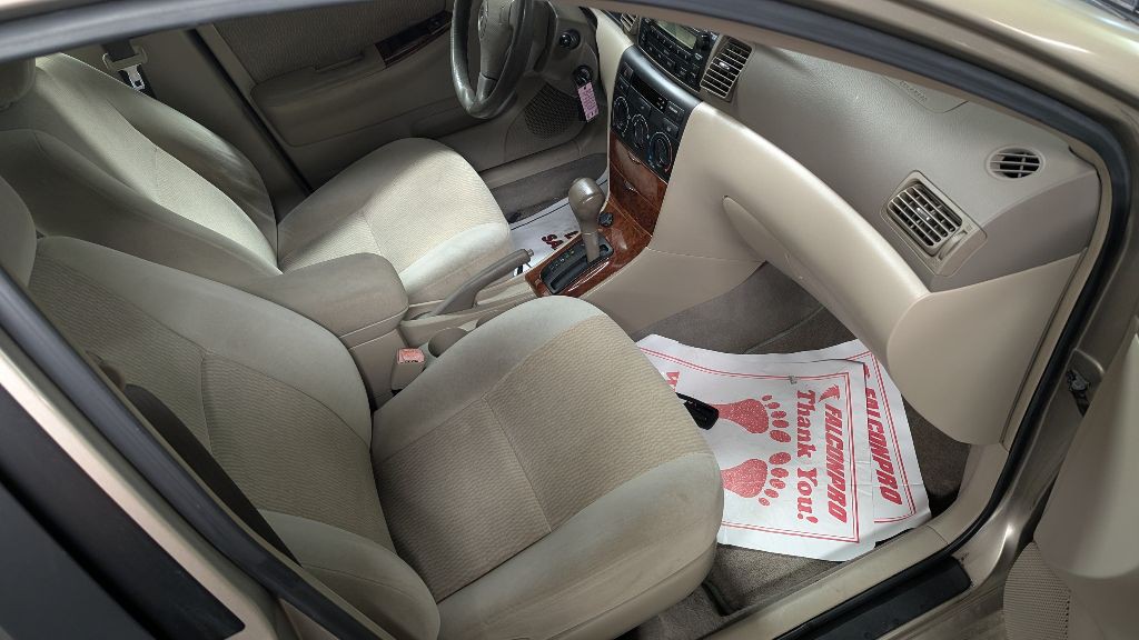 2007 Toyota Corolla Image 2