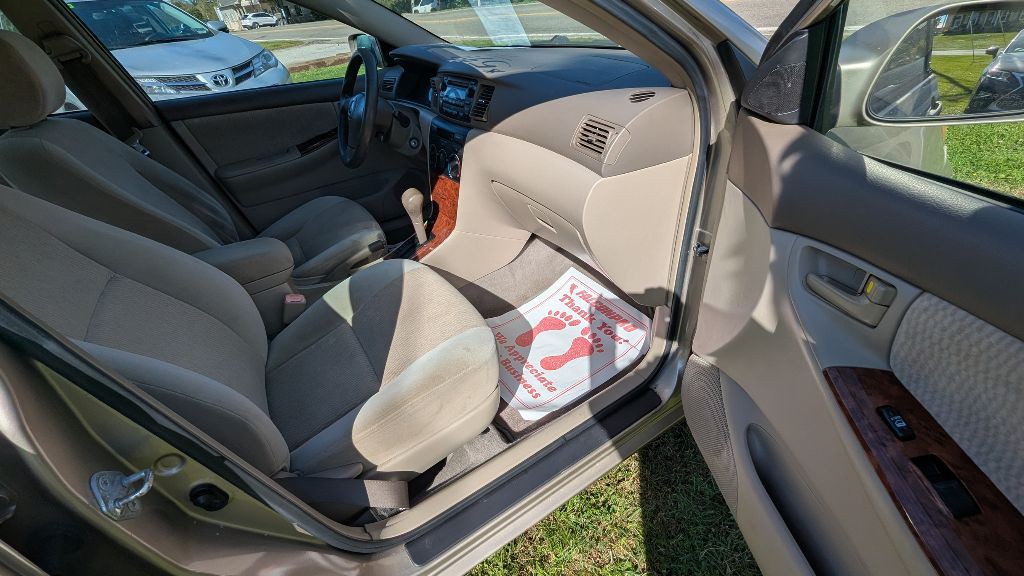 2007 Toyota Corolla Image 9
